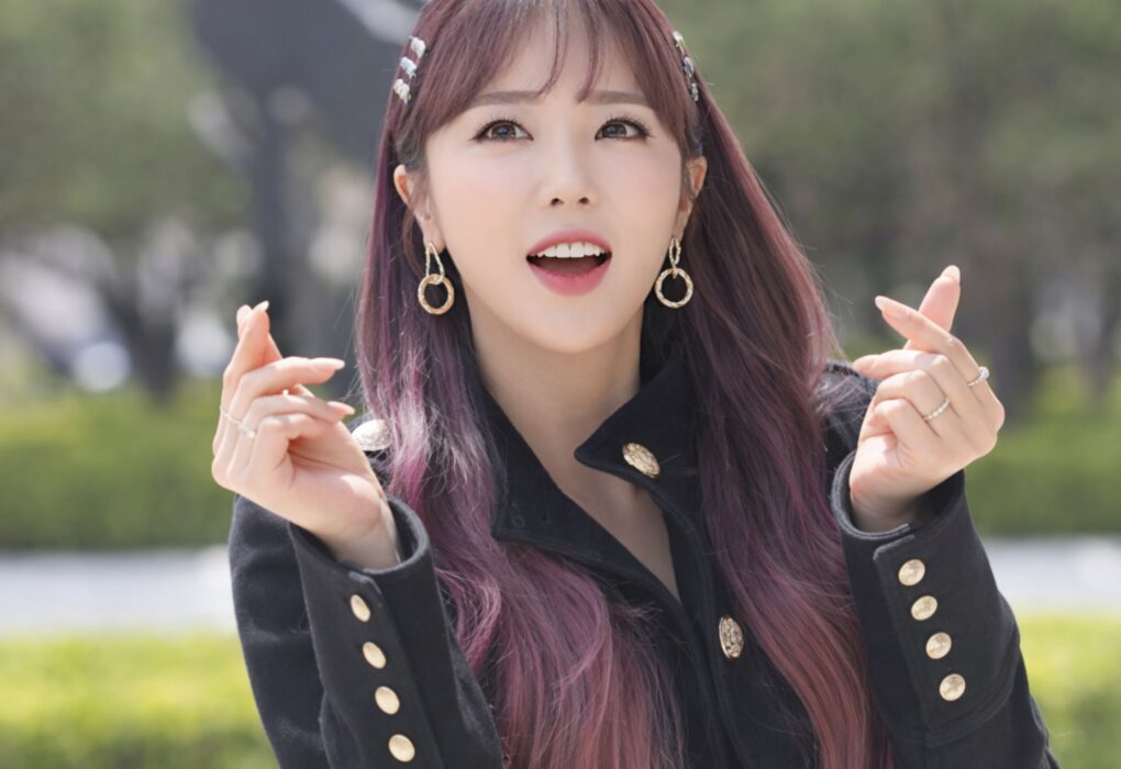 Hong Jin-young dan Perjalanan Kariernya di Industri Musik Korea