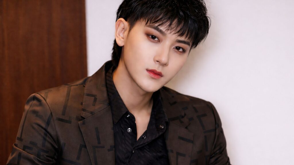 Eksistensi Huang Zitao di tengah perubahan industri K-pop