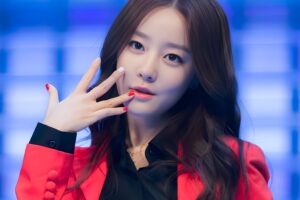 Go Woo-ri: Profil, Perjalanan Karier, Dan Aktivitas Terbaru Artis Korea Selatan