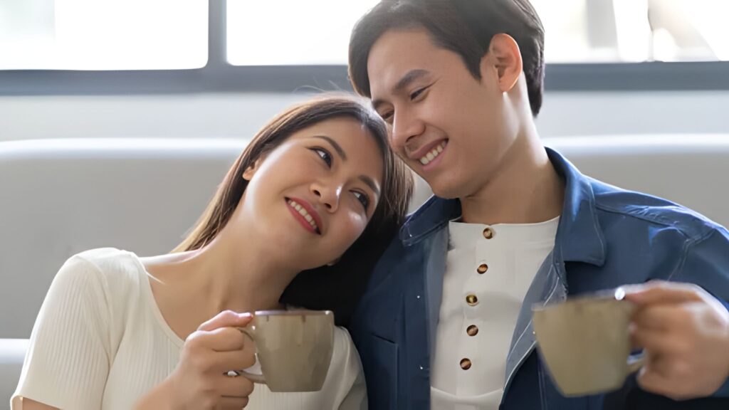 Cara Menjaga Kedekatan dengan Pasangan
