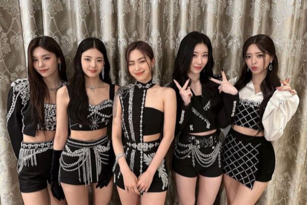 ITZY K-Pop terus melahirkan grup-grup baru dengan konsep yang beragam. Namun, hanya sedikit yang mampu mempertahankan popularitas